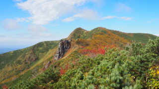 藻琴山の紅葉が見頃を迎えています！